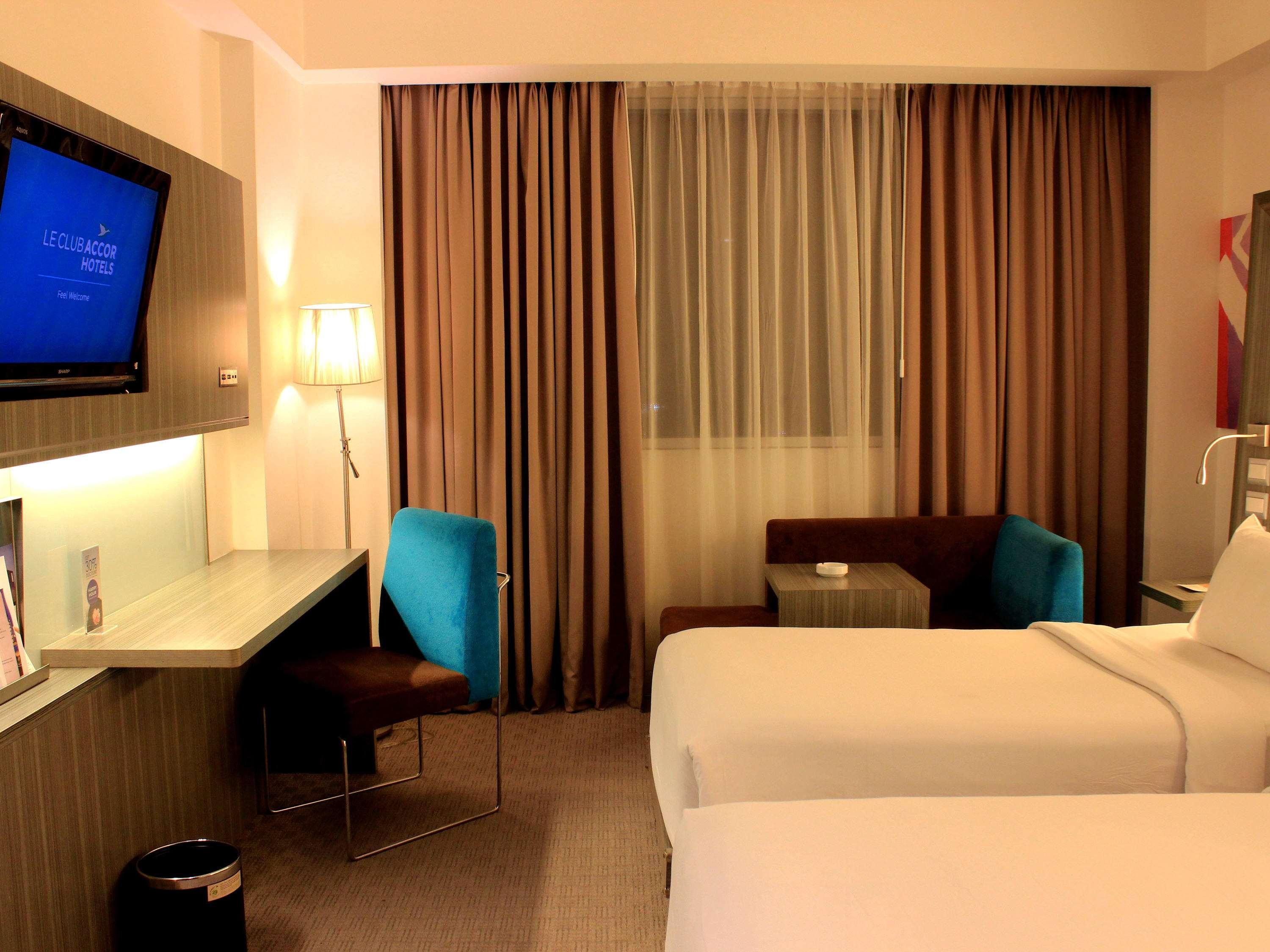 Novotel Bangka Hotel & Convention Center Pangkal Pinang Exterior foto