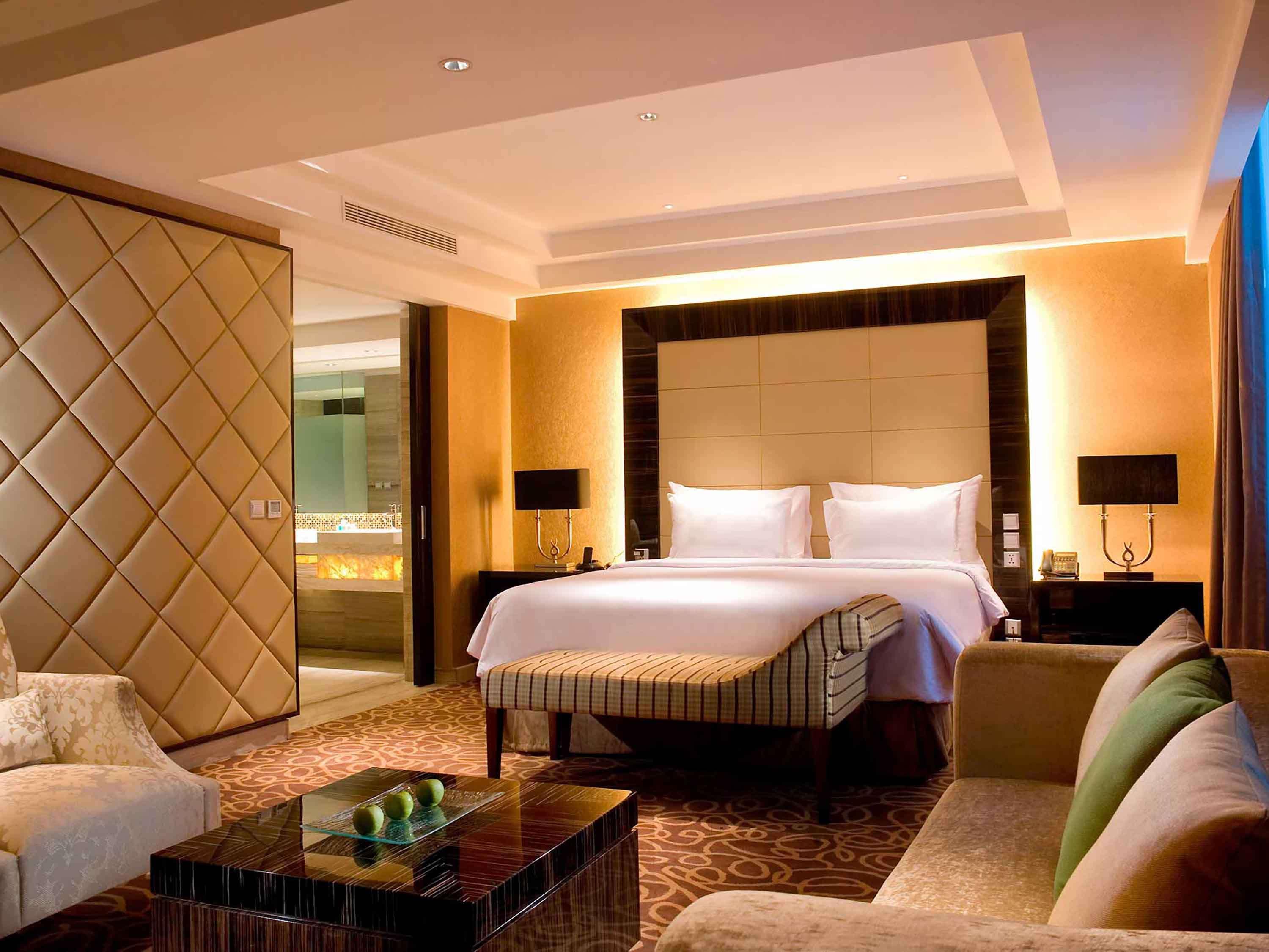 Novotel Bangka Hotel & Convention Center Pangkal Pinang Exterior foto